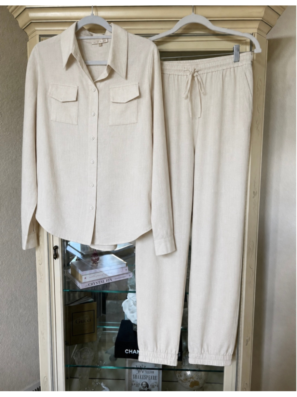 Gold Hawk Linen Blend Jogger Set, Size L, Cream
